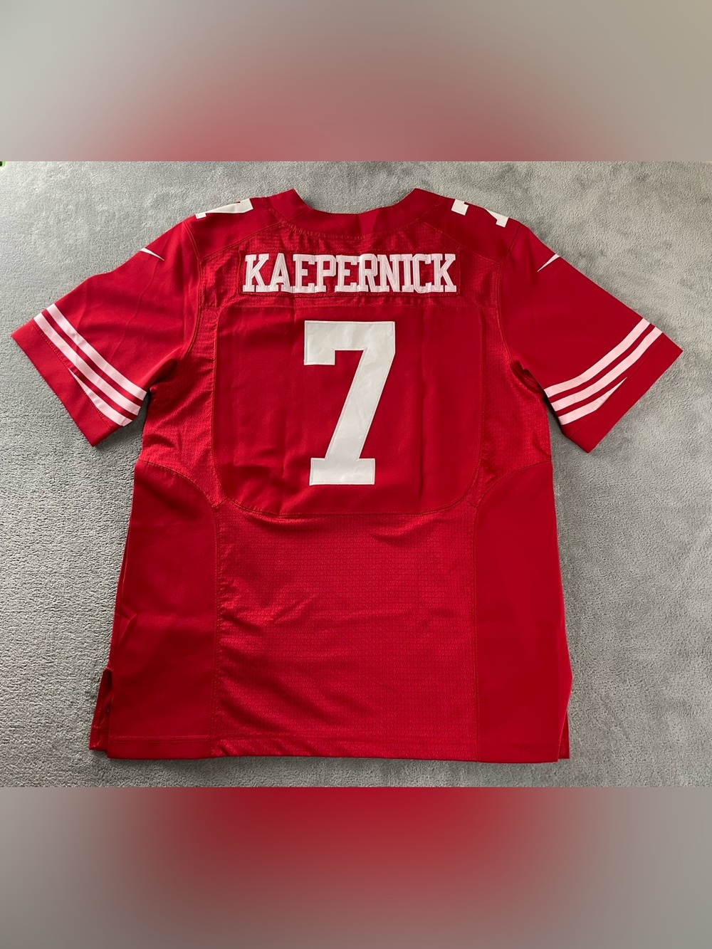 San Francisco 49ers Kaepernick #7 Jersey Men’s 44
Size: 44 (Large)
Pit to pit a - Picture 15 of 16